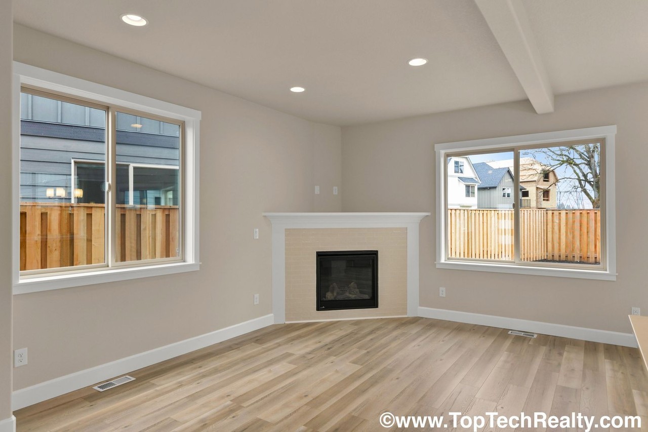8036 Ne Sabo St - Photo 5 of 22