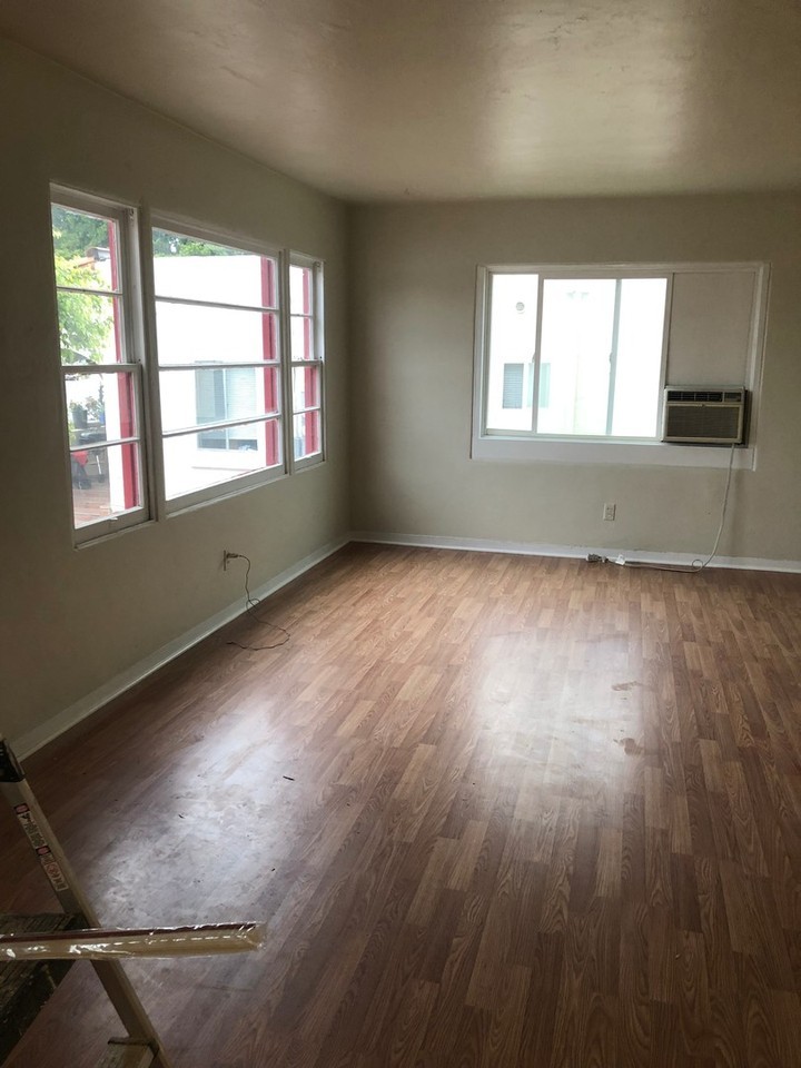 4932 Baltimore Dr - Photo 6 of 15