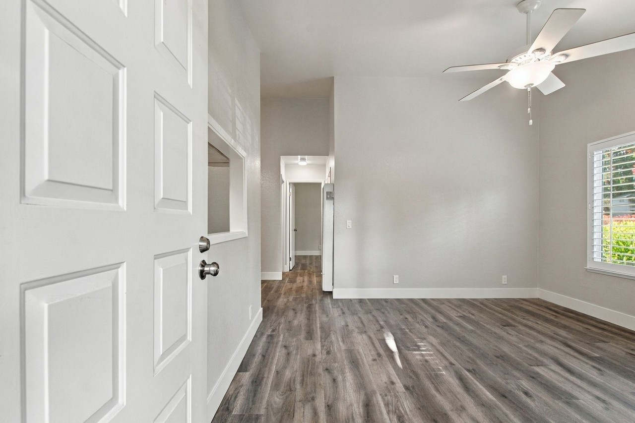 2681 Michelle Ct - Photo 2 of 21