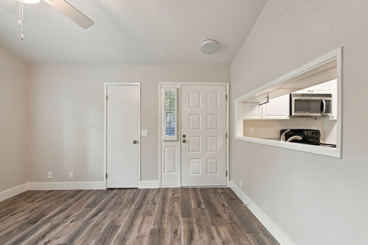 2681 Michelle Ct - Photo 5 of 21