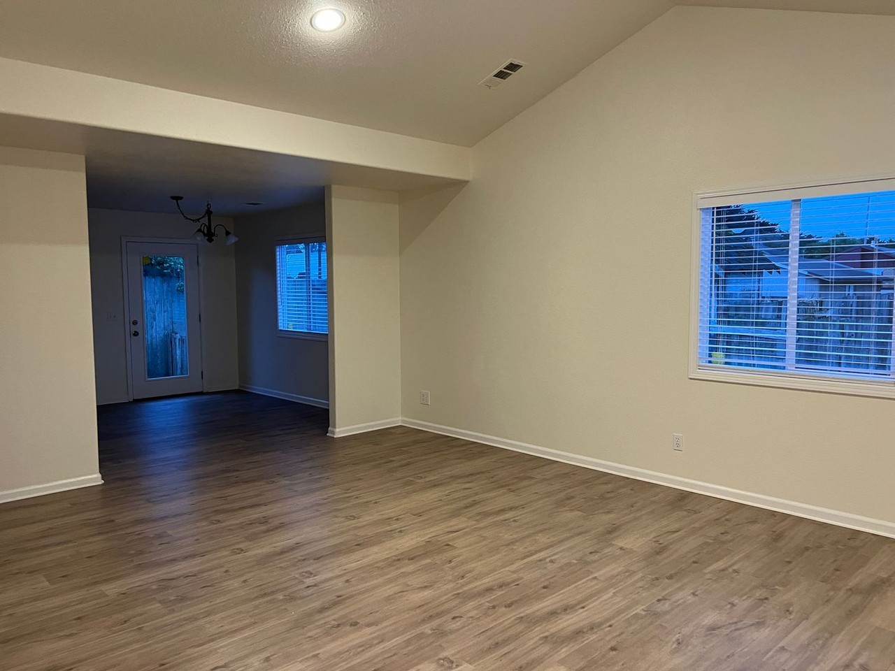 1221 Mccullens Ave - Photo 2 of 9