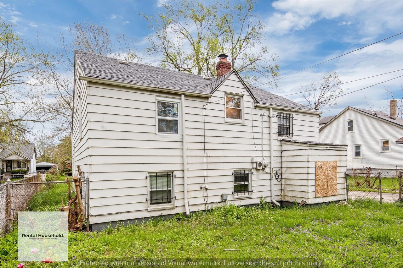19373 Fleming St - Photo 6 of 35