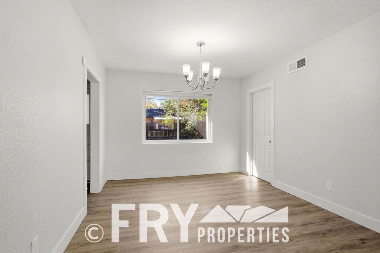 961 Tucson St - Photo 6 of 26