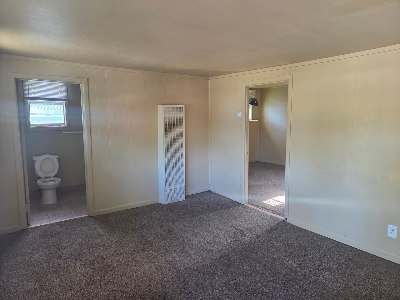 98 West St - Photo 5 of 14