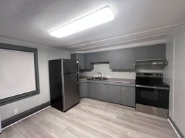featured image of 100 Main St