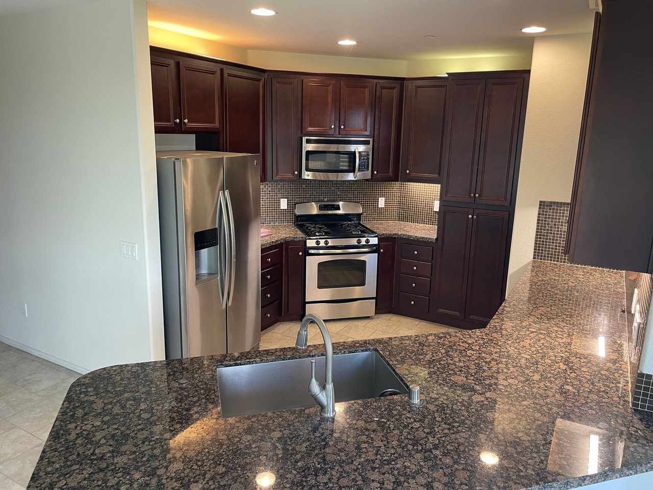 11125 Taloncrest Way #10 - Photo 3 of 15