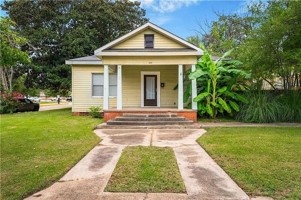 featured image of 2028 Elliott St