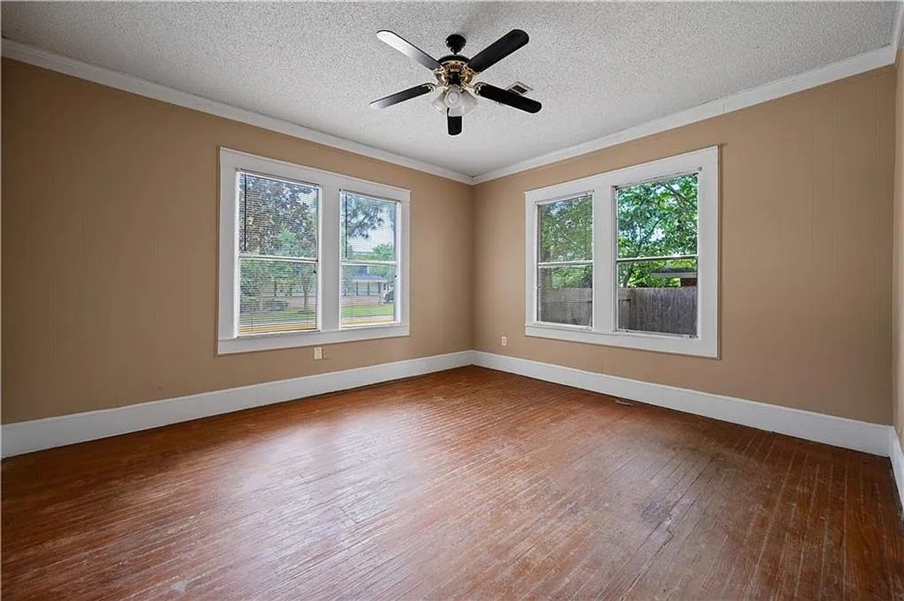 2028 Elliott St - Photo 7 of 9