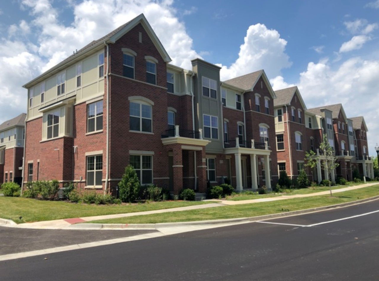 Port Clinton Row Homes - Photo 2 of 25