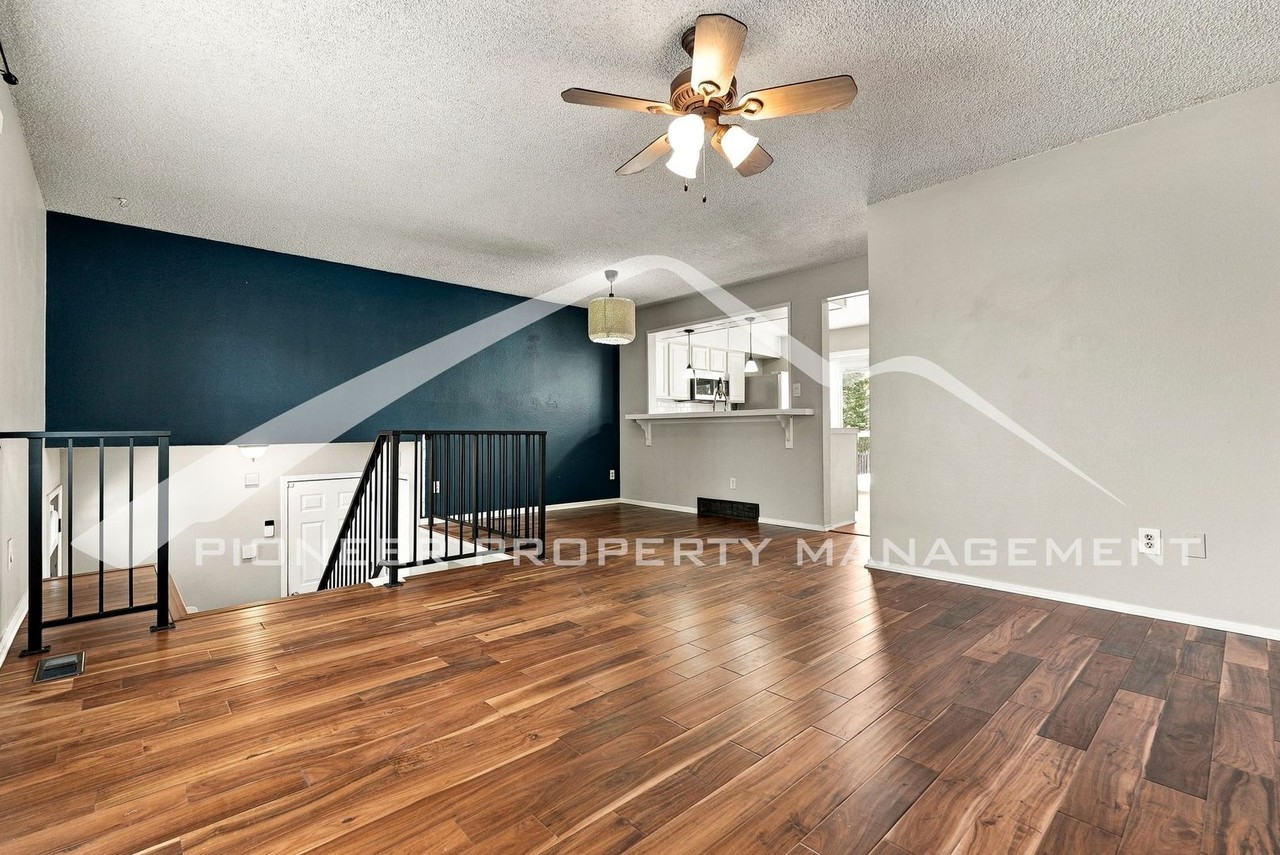 4633 S Dudley St - Photo 3 of 26