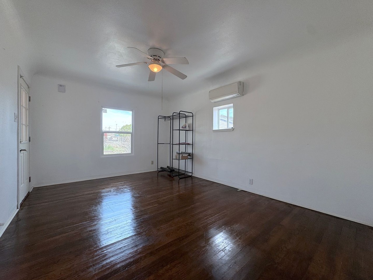 3518 Richmond Ave - Photo 4 of 22