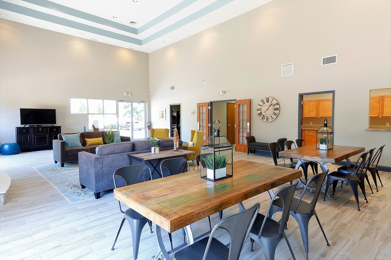 Sherwood Lake Apartments - Photo 4 of 18
