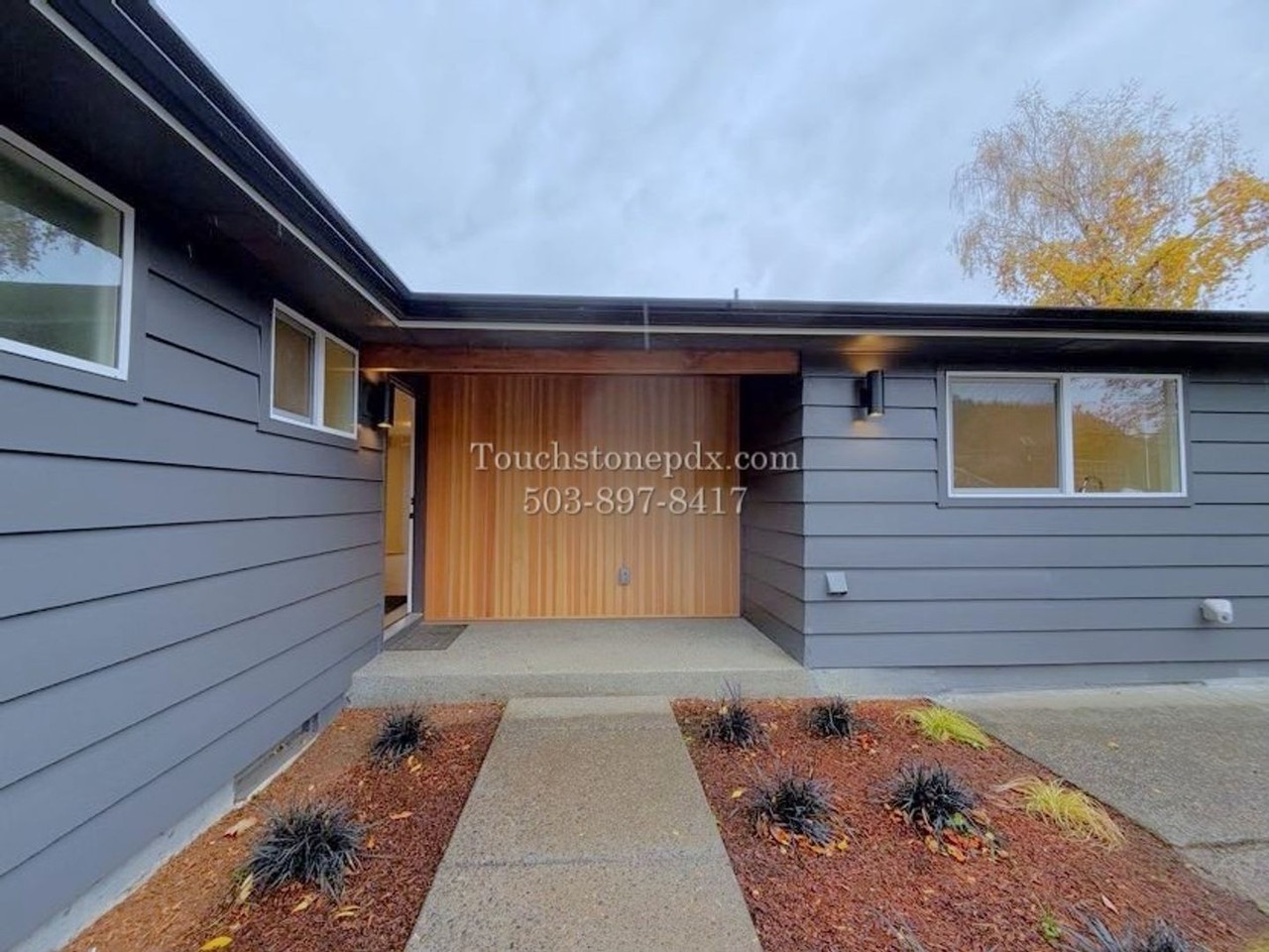 18606 Se Foster Rd - Photo 3 of 50