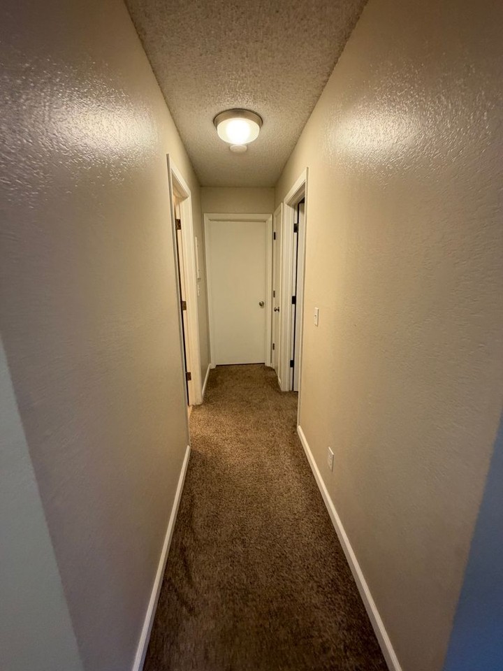 8528 Boundary Ave #H4 - Photo 6 of 12