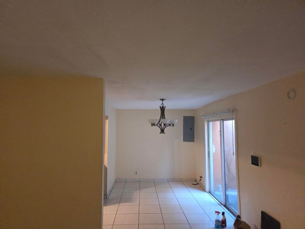 7818 Sw 7th Ct - Photo 4 of 16