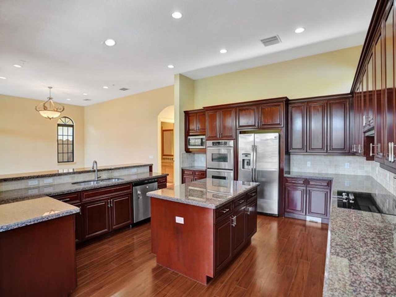 9571 Kenley Ct - Photo 2 of 20
