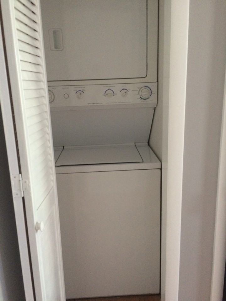 162 Howe Avenue - Photo 3 of 13