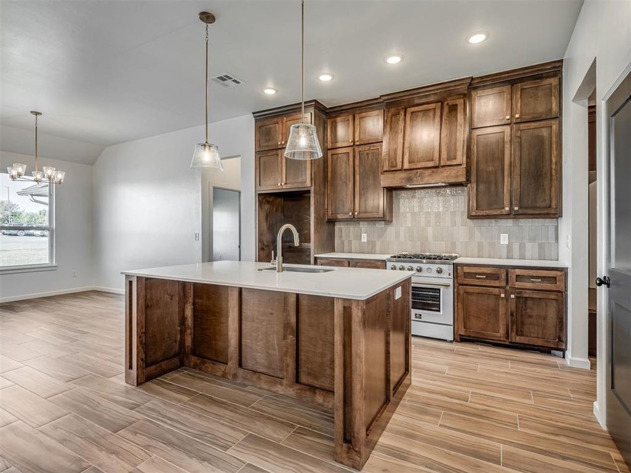 5101 Misty Wood Ln - Photo 7 of 43