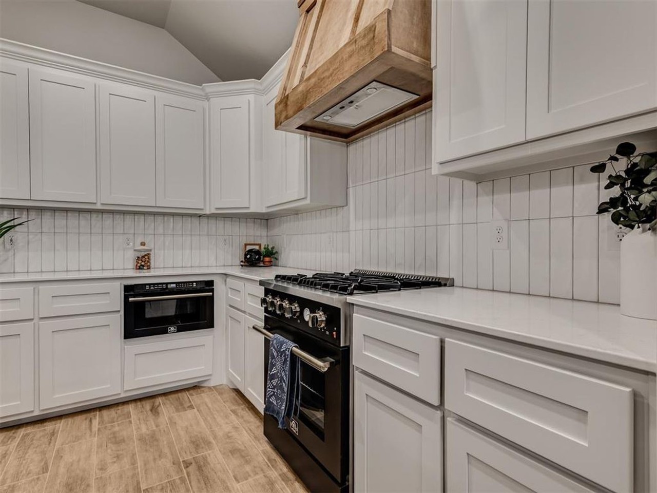 12429 Dolche Vita Dr - Photo 5 of 27