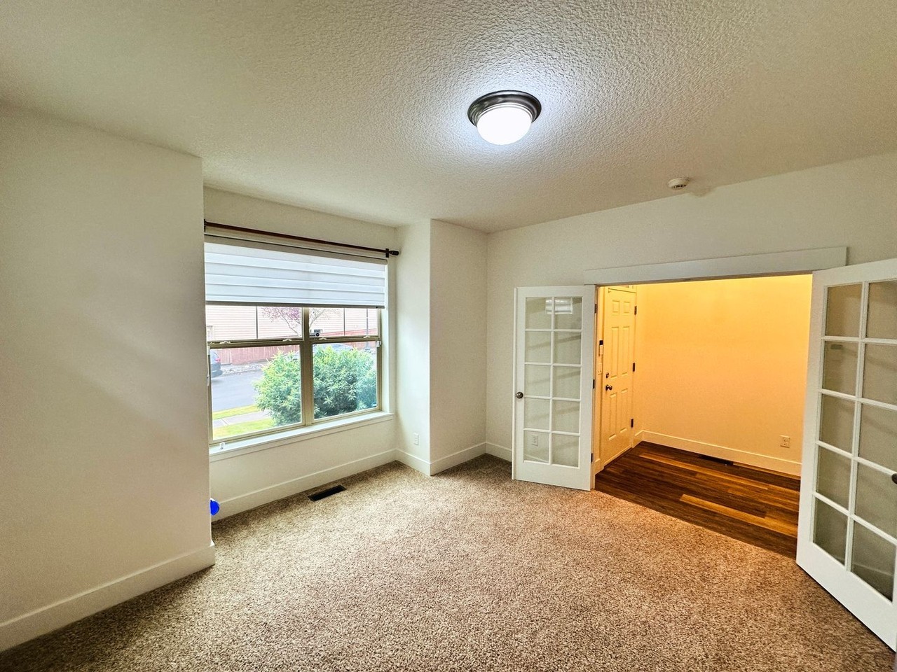 3018 N 5th Way - Photo 5 of 29