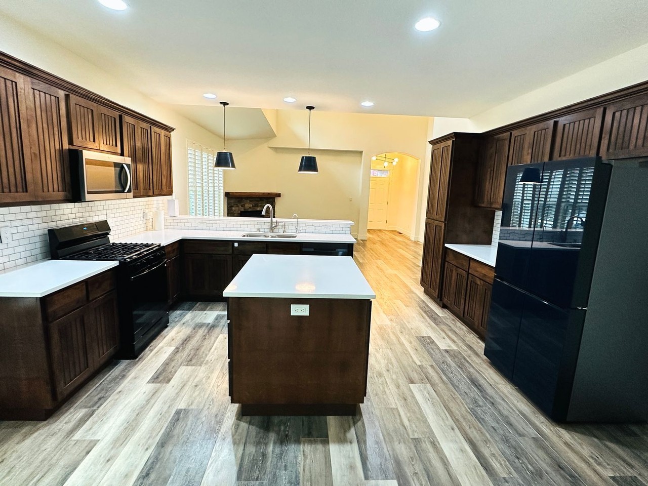 3018 N 5th Way - Photo 7 of 29