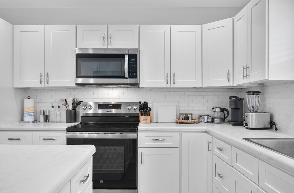 1019 Central Ave - Photo 3 of 12