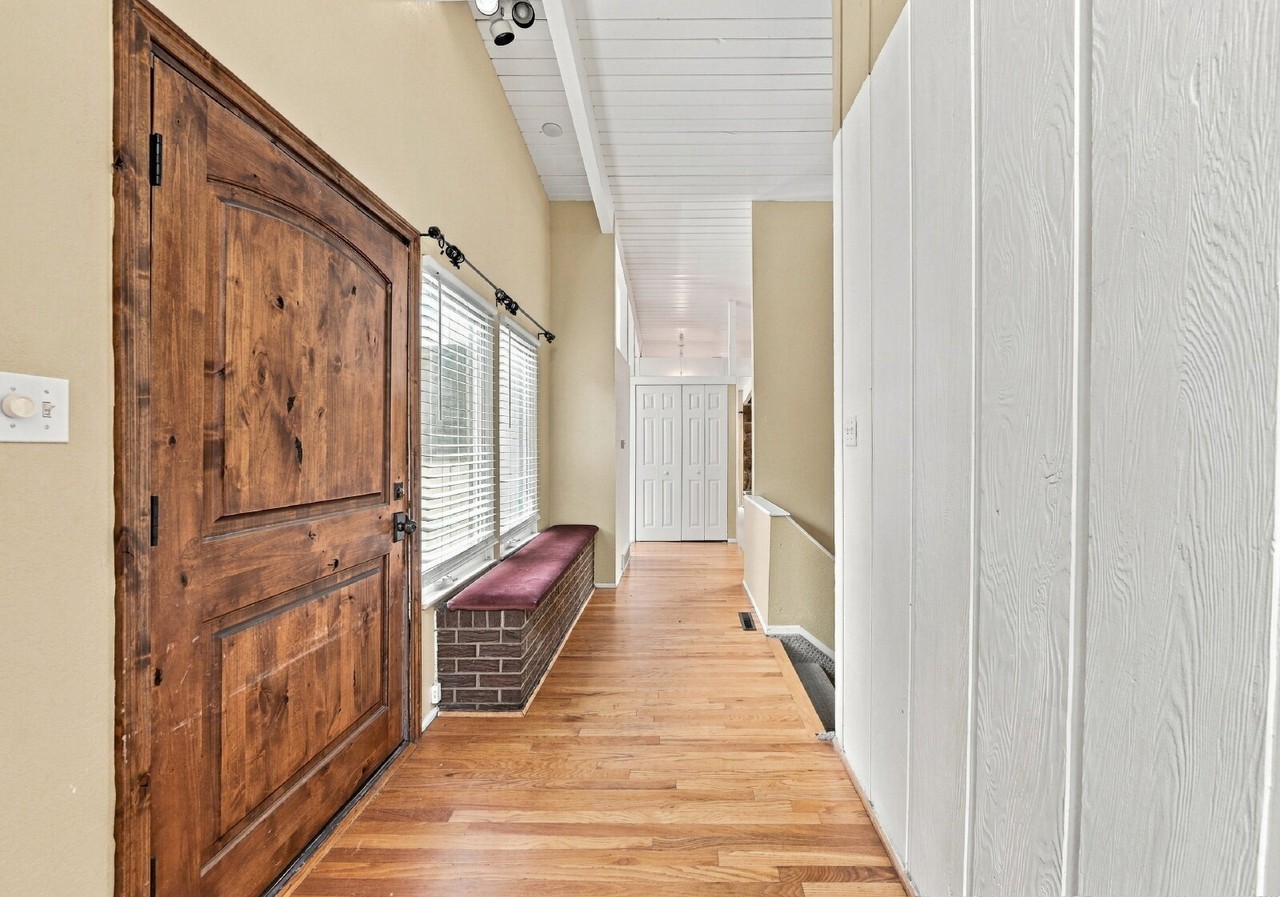 2030 Devon St - Photo 6 of 47