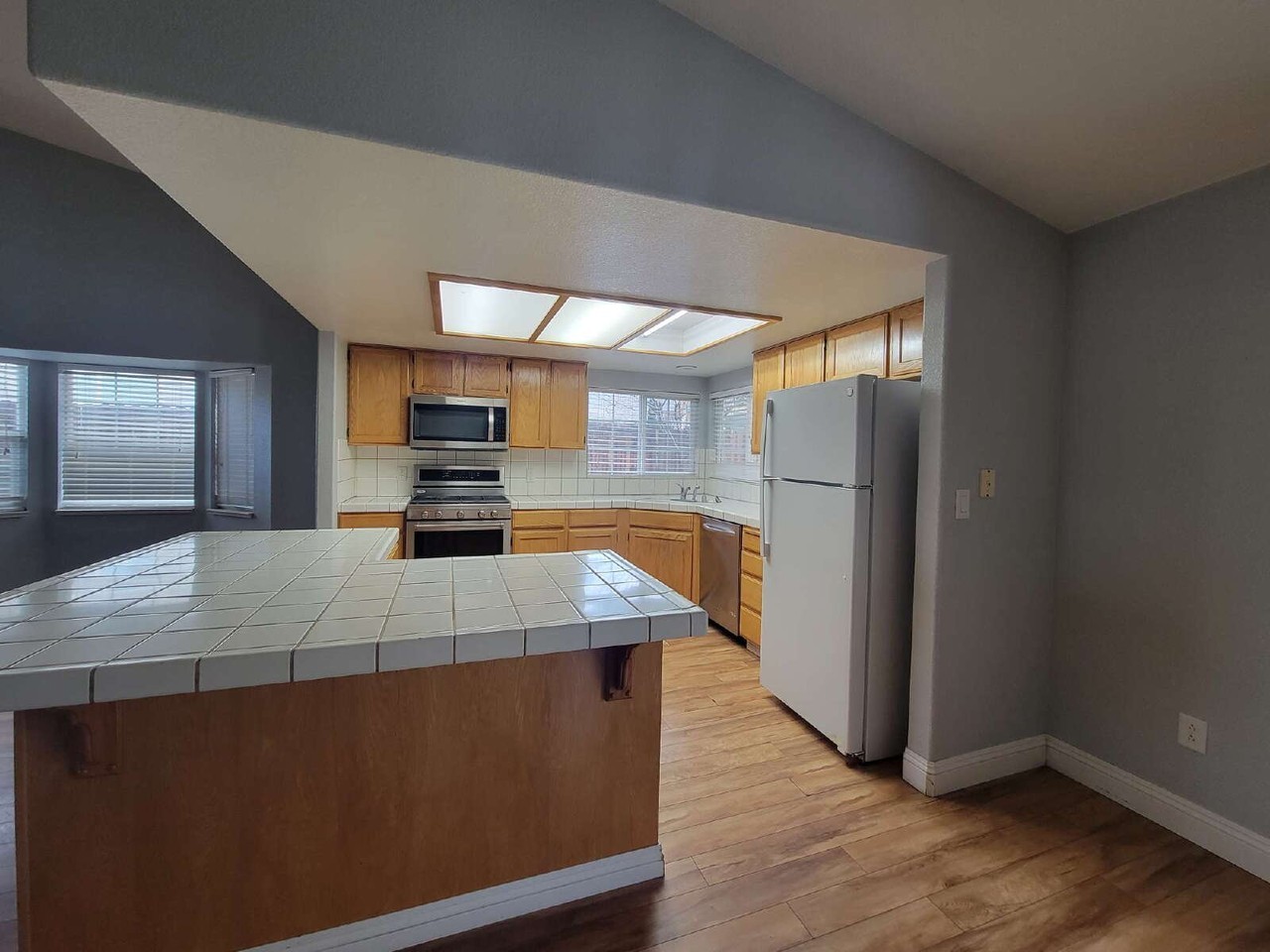 1769 Kingsley Ln - Photo 3 of 13