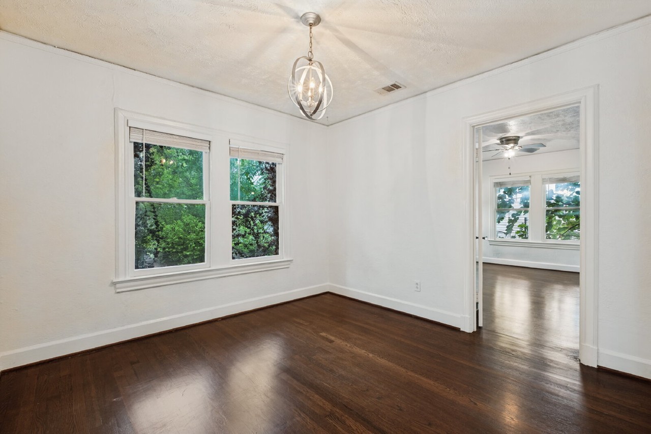 5939 Ross Ave - Photo 7 of 18