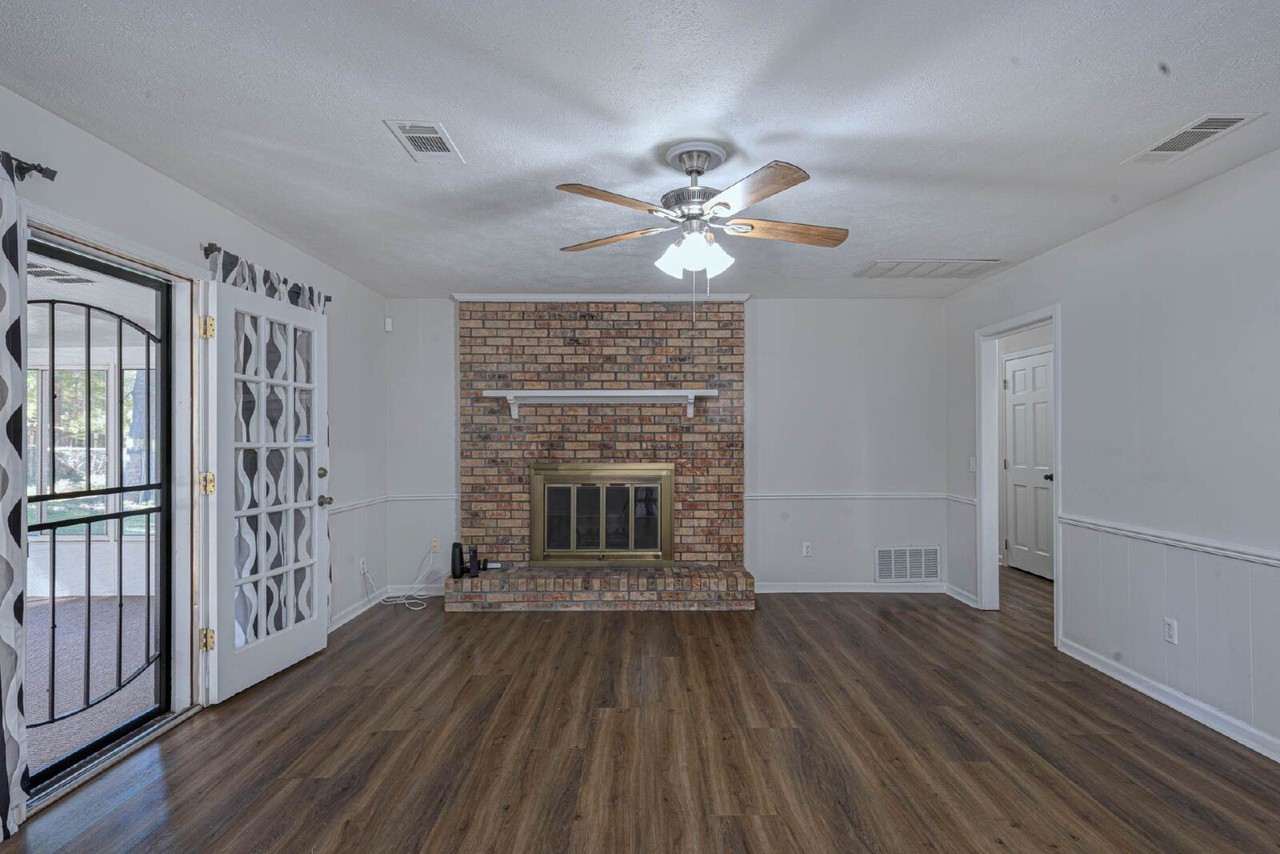 3722 Steam Mill Rd - Photo 3 of 36