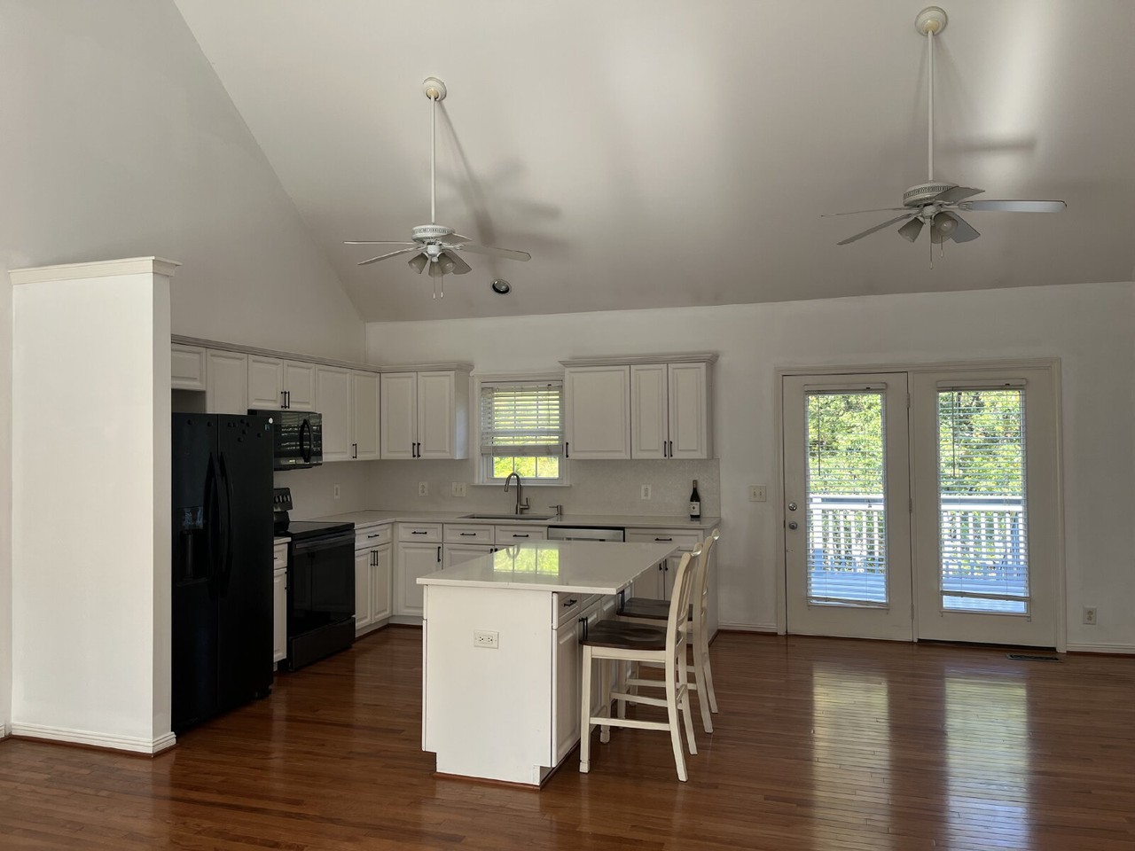 7428 Penngrove Ln - Photo 3 of 26