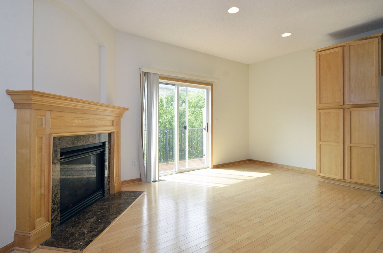 11296 Baltimore St Ne - Photo 6 of 37
