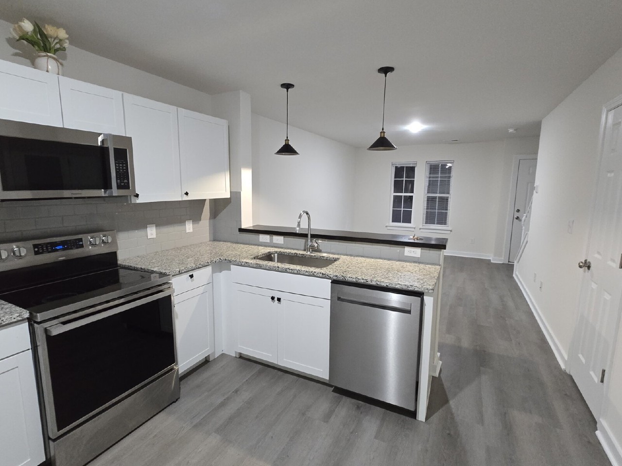 6400 Somerset Dr #I - Photo 4 of 16