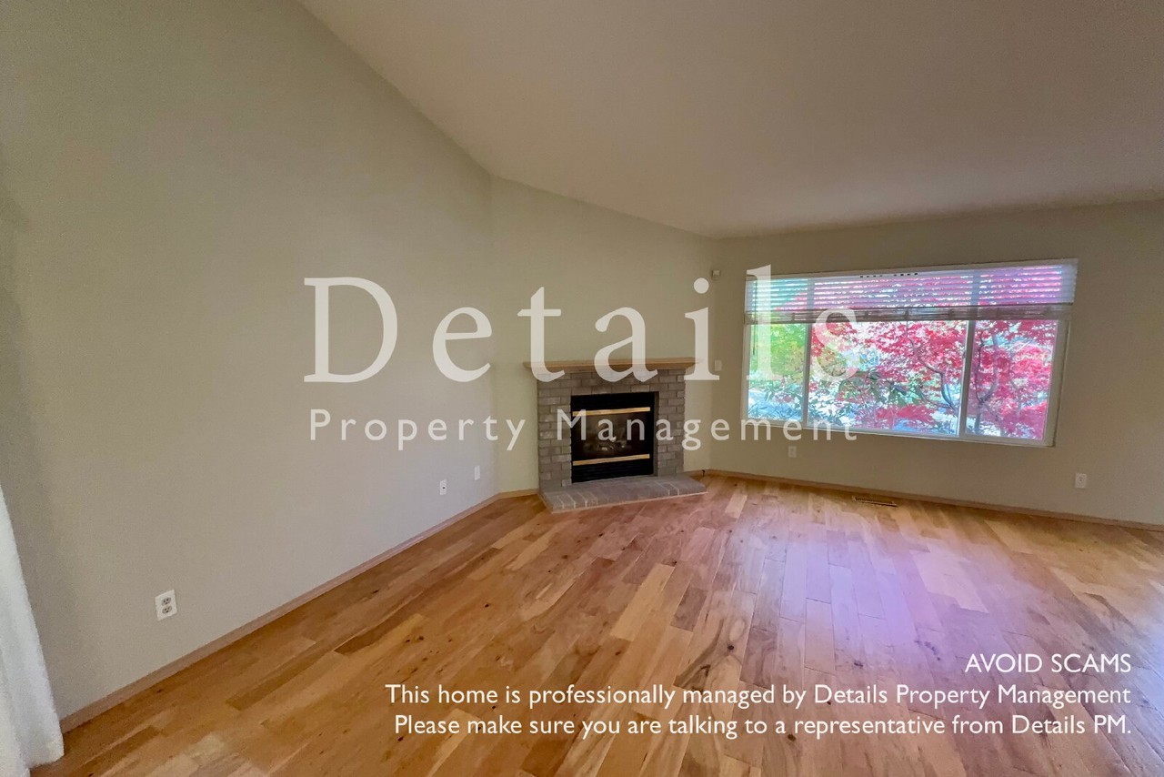1270 Nw Sea Mist Ln - Photo 3 of 22