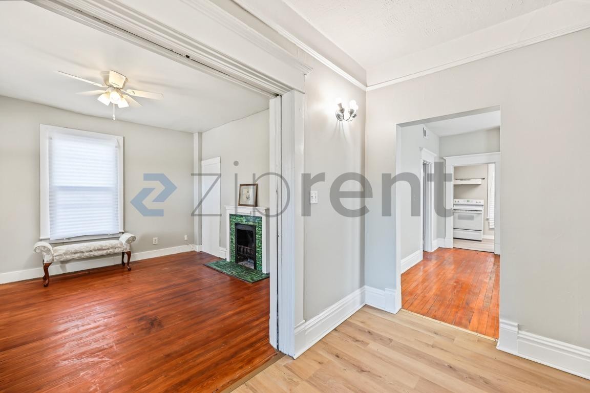 2801 4th Ave #B - Photo 5 of 28