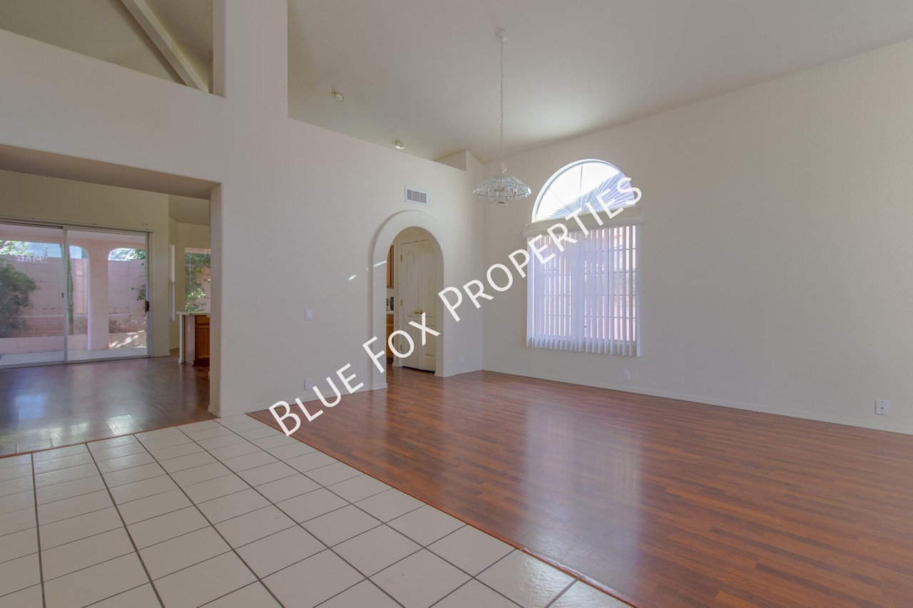 9870 N Double Diamond Pl - Photo 4 of 27