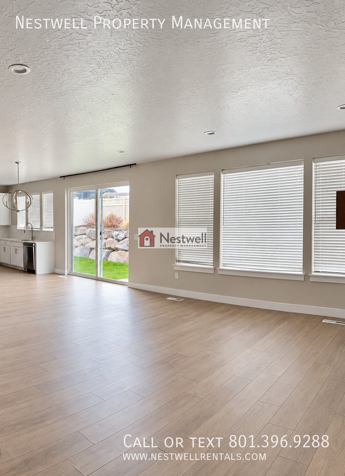 3653 S Garibaldi Way - Photo 7 of 22