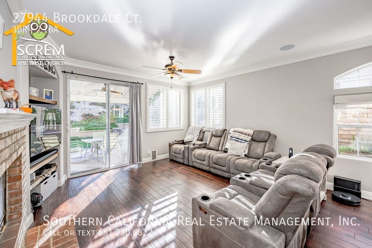 27944 Brookdale Ct - Photo 6 of 32