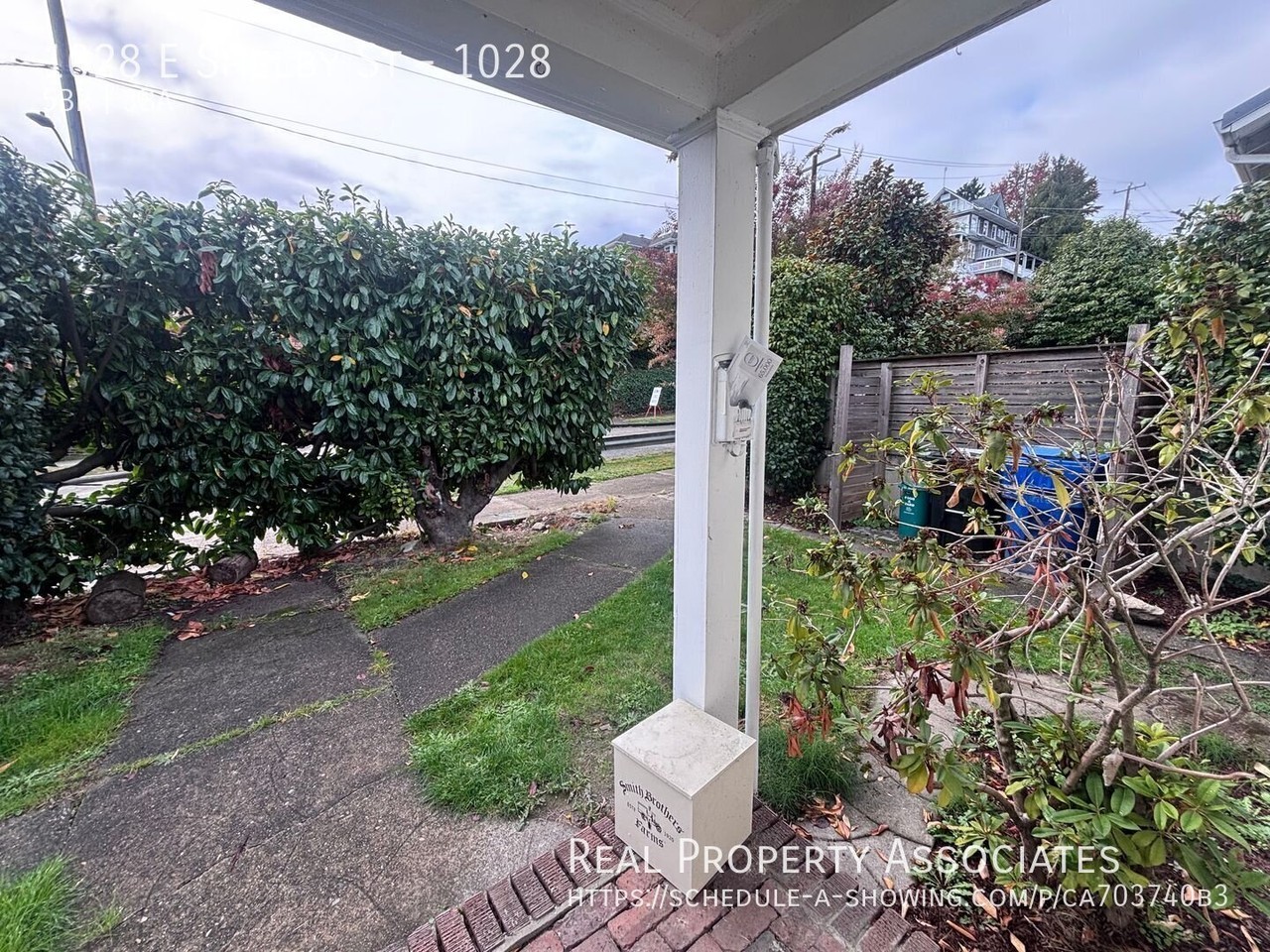 1028 E Shelby St #1028 - Photo 2 of 43