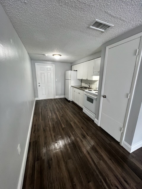3507 9th Street Ct W #B - Photo 2 of 10