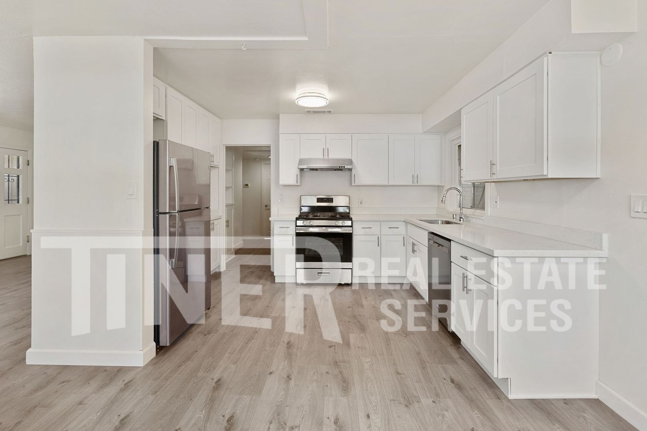 2228 22nd Ave - Photo 2 of 14