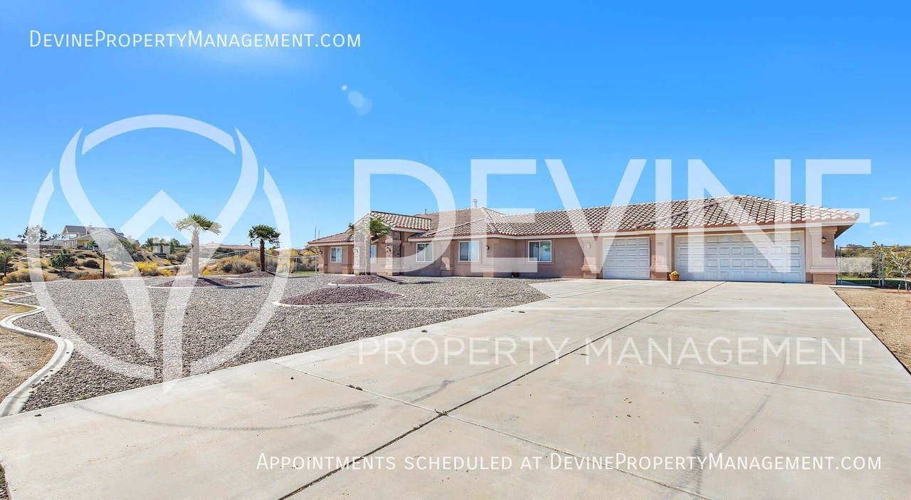 7236 Barker Rd - Photo 2 of 47