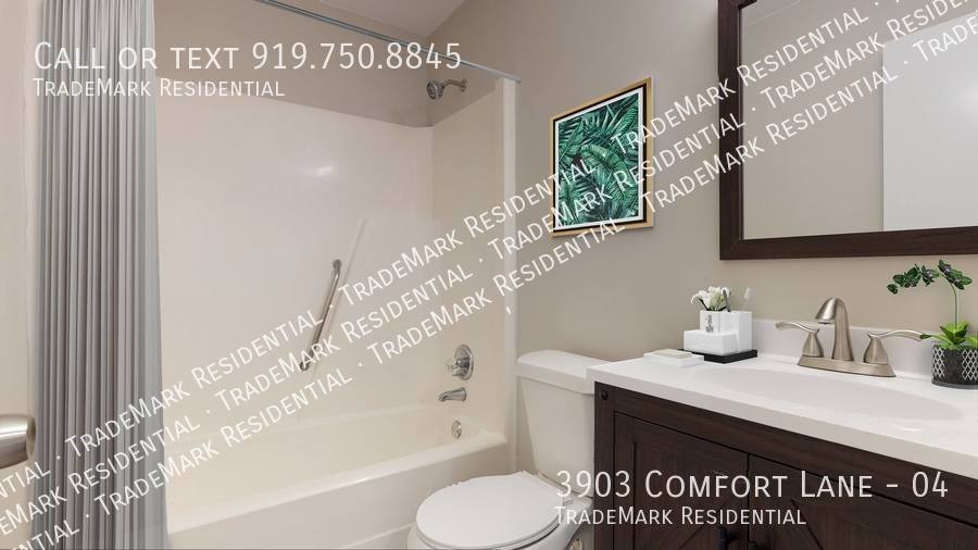 3903 Comfort Ln #04 - Photo 5 of 15