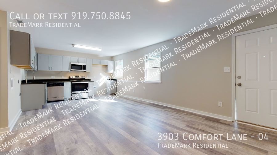 3903 Comfort Ln #04 - Photo 7 of 15