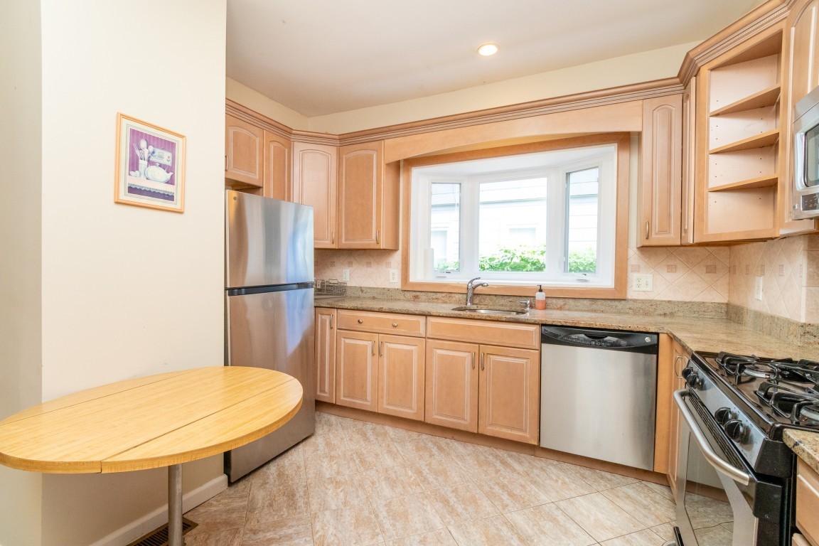 34 Irma Ave #1 - Photo 6 of 13