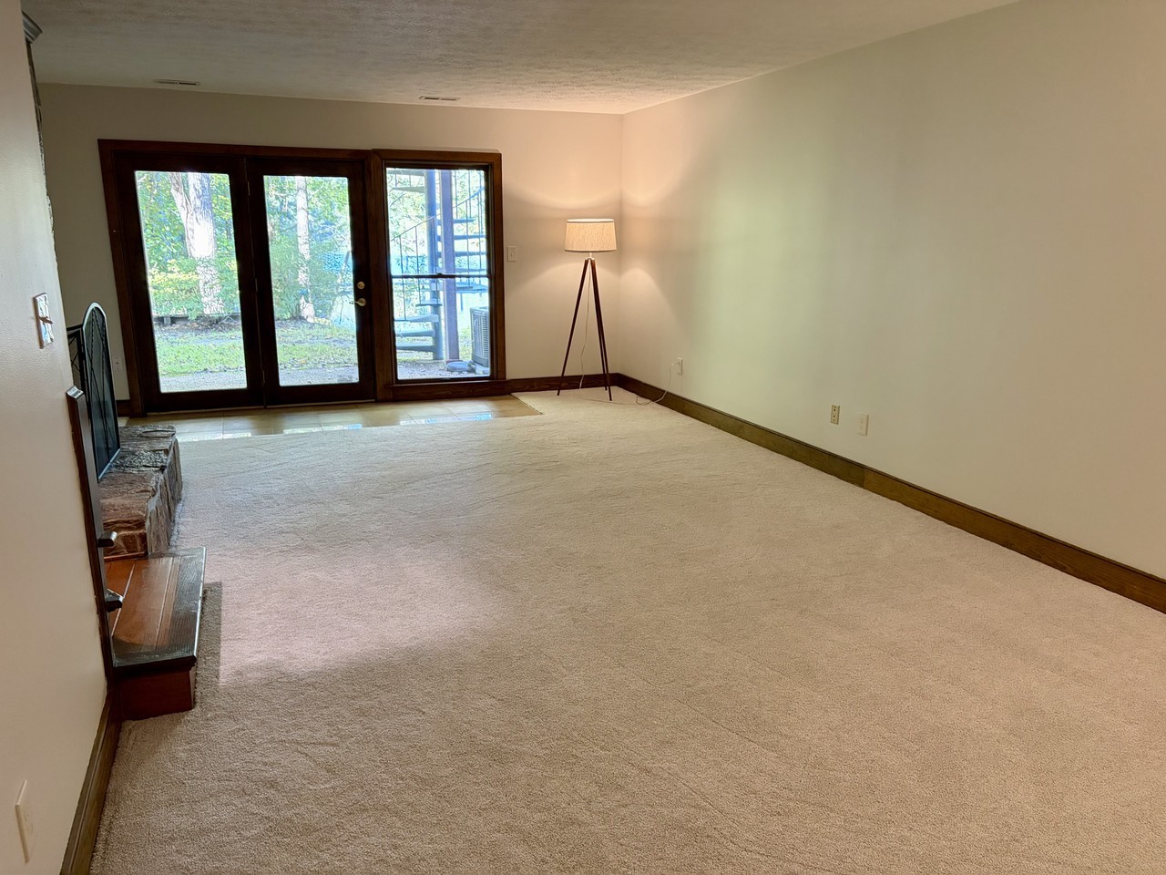 219 Abbey Ln #D - Photo 7 of 18
