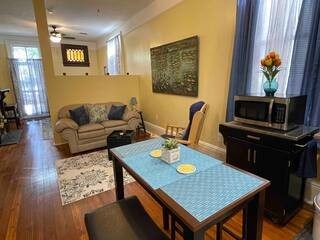 211 S Solomon St #211 - Photo 7 of 17