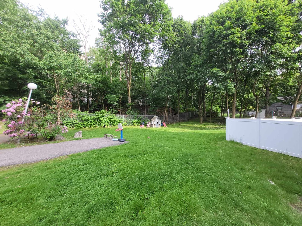 53 Rockvale Cir #53 - Photo 2 of 24