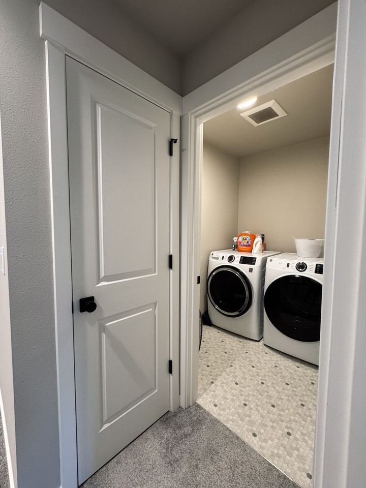111 161st Pl Se #A2 - Photo 3 of 20