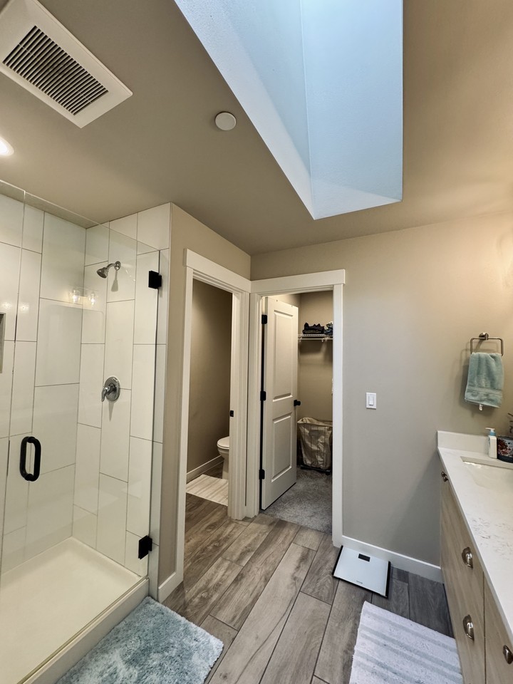 111 161st Pl Se #A2 - Photo 4 of 20